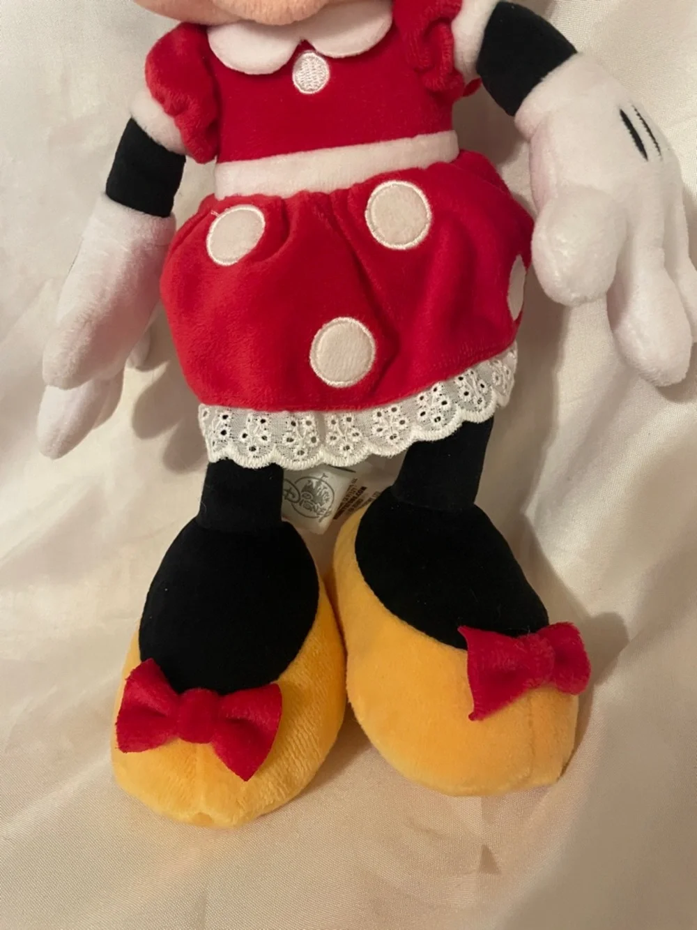 Official Disney Parks Minnie Mouse plush